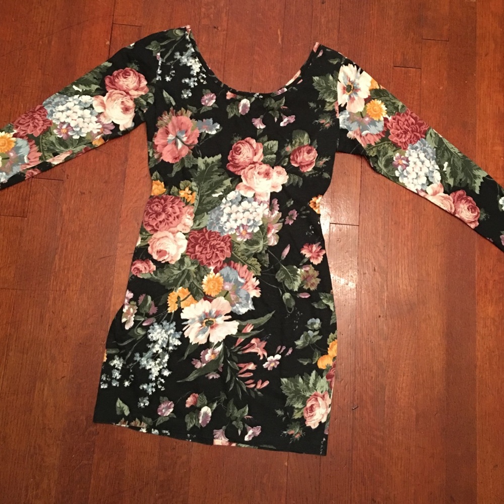 90’s floral dress